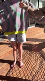 Emily Kinney feet photo thumbnail