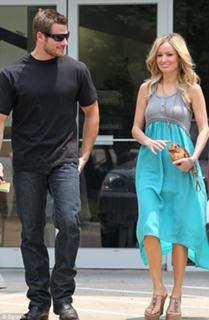 Emily Maynard Johnson feet photo 3