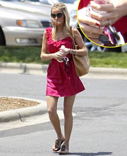 Emily Maynard Johnson feet photo 18
