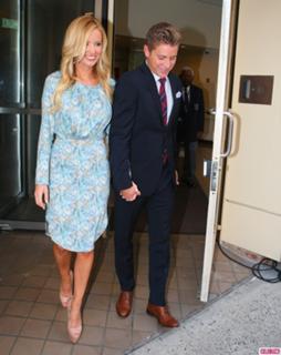 Emily Maynard Johnson feet photo 2
