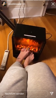 Emily Meade feet photo 13