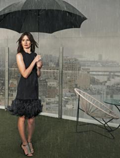 Emily Mortimer feet photo thumbnail