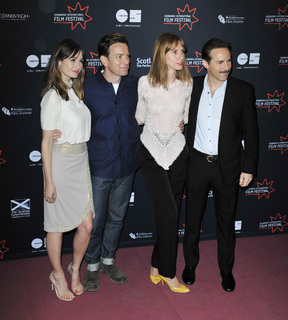 Emily Mortimer feet photo thumbnail