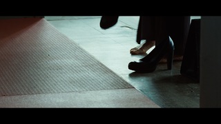 Emily Mortimer feet photo thumbnail