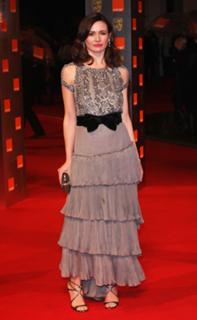 Emily Mortimer feet photo thumbnail