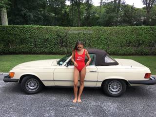 Emily Oberg feet photo 3