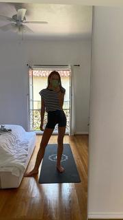 Emily Oberg feet photo 10