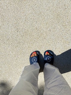 Emily Oberg feet photo 5