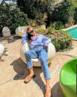 Emily Oberg feet photo 9