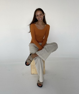 Emily Oberg feet photo 6