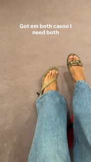 Emily Oberg feet photo 5