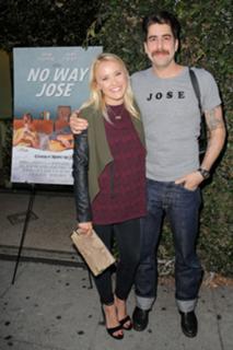 Emily Osment feet photo thumbnail