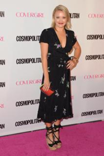 Emily Osment feet photo thumbnail