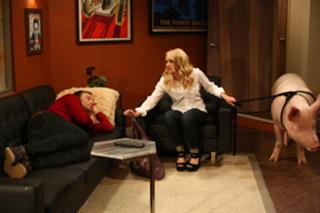 Emily Osment feet photo thumbnail