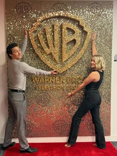 Emily Osment feet photo thumbnail