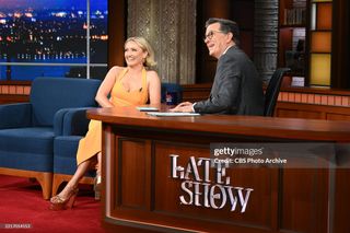 Emily Osment feet photo thumbnail