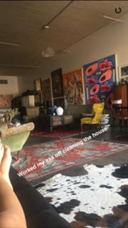 Emily Ratajkowski feet photo thumbnail