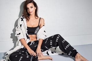 Emily Ratajkowski feet photo thumbnail