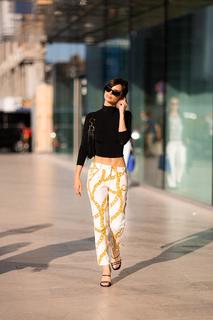 Emily Ratajkowski feet photo thumbnail