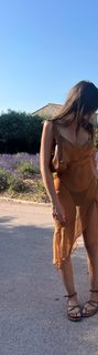 Emily Ratajkowski feet photo thumbnail