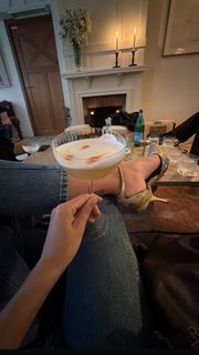 Emily Ratajkowski feet photo 16