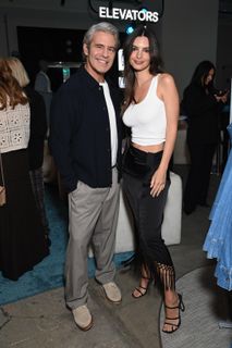 Emily Ratajkowski feet photo 12