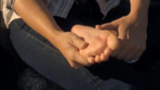 Emily Rose feet photo thumbnail