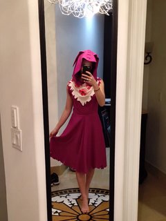 Emily Rudd feet photo thumbnail