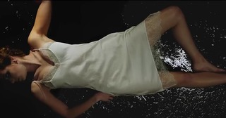 Emily Rudd feet photo thumbnail
