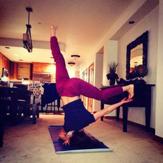 Emily Schromm feet photo 15