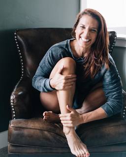 Emily Schromm feet photo 8