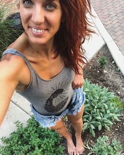Emily Schromm feet photo 19