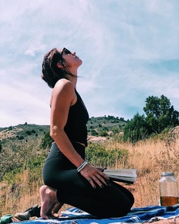 Emily Schromm feet photo 16