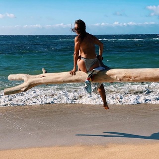 Emily Schromm feet photo 9