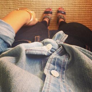 Emily Schuman feet photo 15