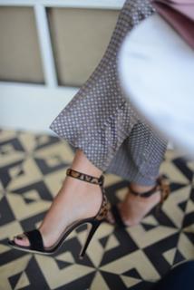 Emily Schuman feet photo 8