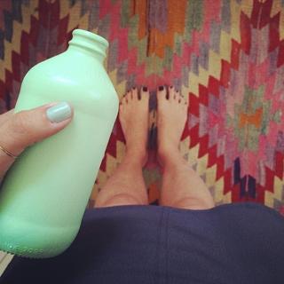 Emily Schuman feet photo 19