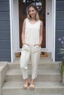 Emily Schuman feet photo 11