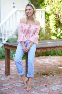 Emily Schuman feet photo 15
