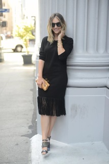 Emily Schuman feet photo 9