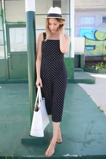 Emily Schuman feet photo 19