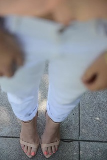 Emily Schuman feet photo 9