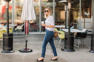 Emily Schuman feet photo 15