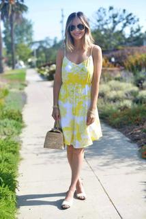 Emily Schuman feet photo 19