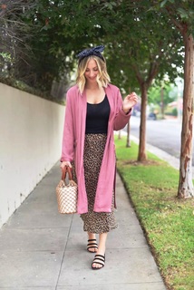 Emily Schuman feet photo 6
