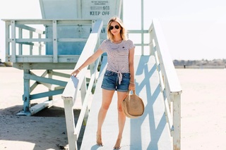 Emily Schuman feet photo 19