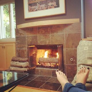 Emily Schuman feet photo 18