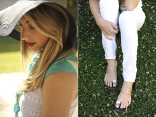 Emily Schuman feet photo 15