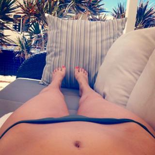 Emily Scott feet photo 19