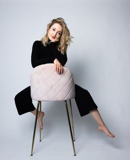 Emily Tennant feet photo 4